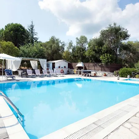 Karyotiko Sleeps 7 Pool Air Con Wifi Villa *