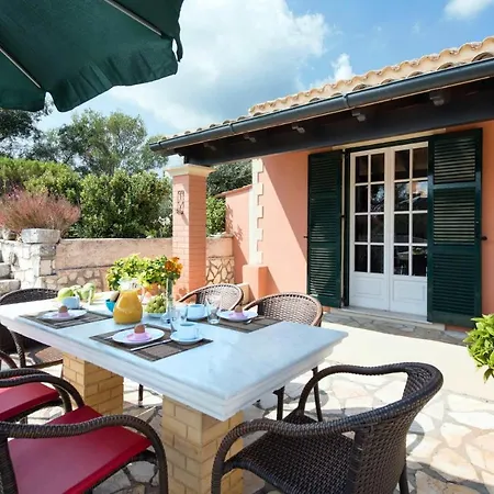 Villa Karyotiko Sleeps 7 Pool Air Con Wifi