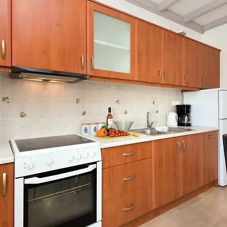 Karyotiko Sleeps 7 Pool Air Con Wifi * Karyotikon