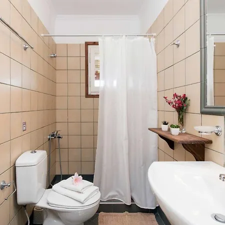 Karyotiko Sleeps 7 Pool Air Con Wifi Villa Karyotikon