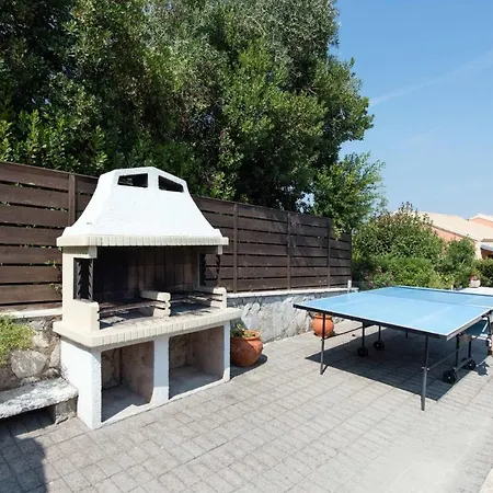 Villa Karyotiko Sleeps 7 Pool Air Con Wifi *