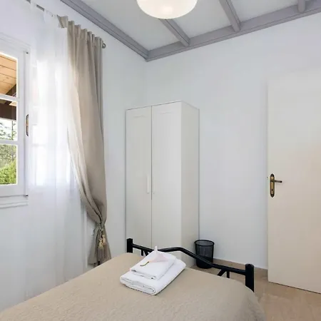 Karyotiko Sleeps 7 Pool Air Con Wifi * Karyotikon